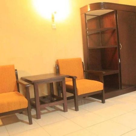 פרובולינגו Surya Guest House מראה חיצוני תמונה