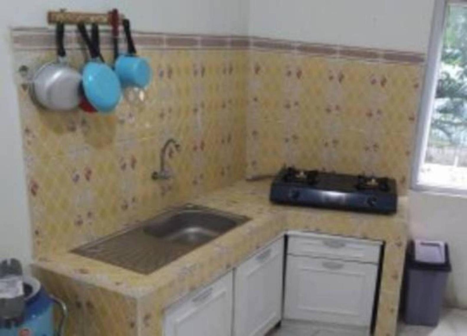 פרובולינגו Surya Guest House מראה חיצוני תמונה